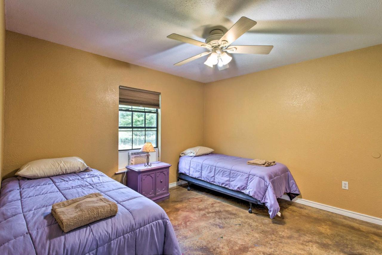 Texas Cabin On 130 Acres Walk To Lake Ray Roberts Collinsville エクステリア 写真