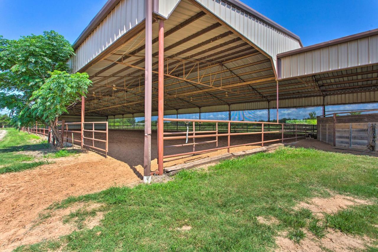 Texas Cabin On 130 Acres Walk To Lake Ray Roberts Collinsville エクステリア 写真